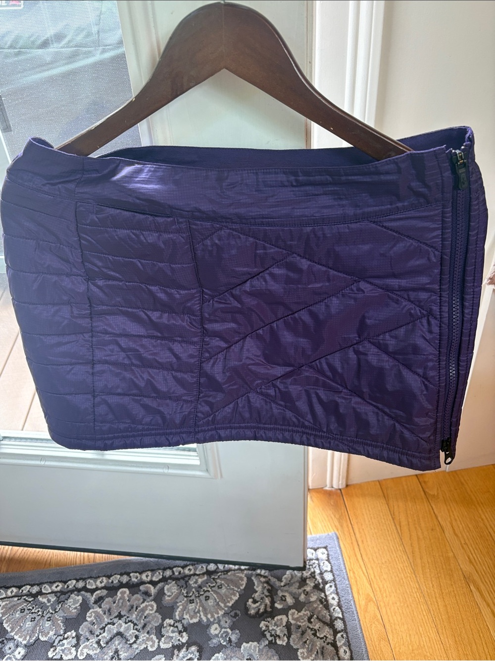 Smartwool Quilted Purple Mini Skirt with Side Zip Closure